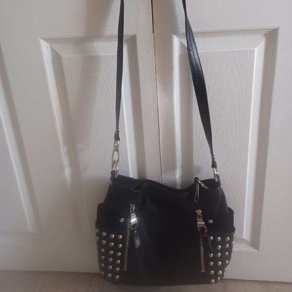 B.MAKOWSKY Leather+Suede Silver Stud Bag. 12 X 14 Animal Print Lining  LIKE NEW - Picture 2 of 11
